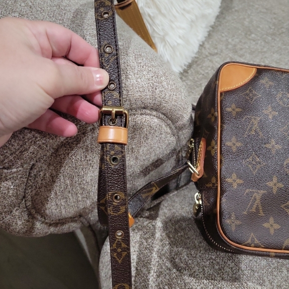 Louis Vuitton Monogram Amazone Bag - Picture 11 of 11